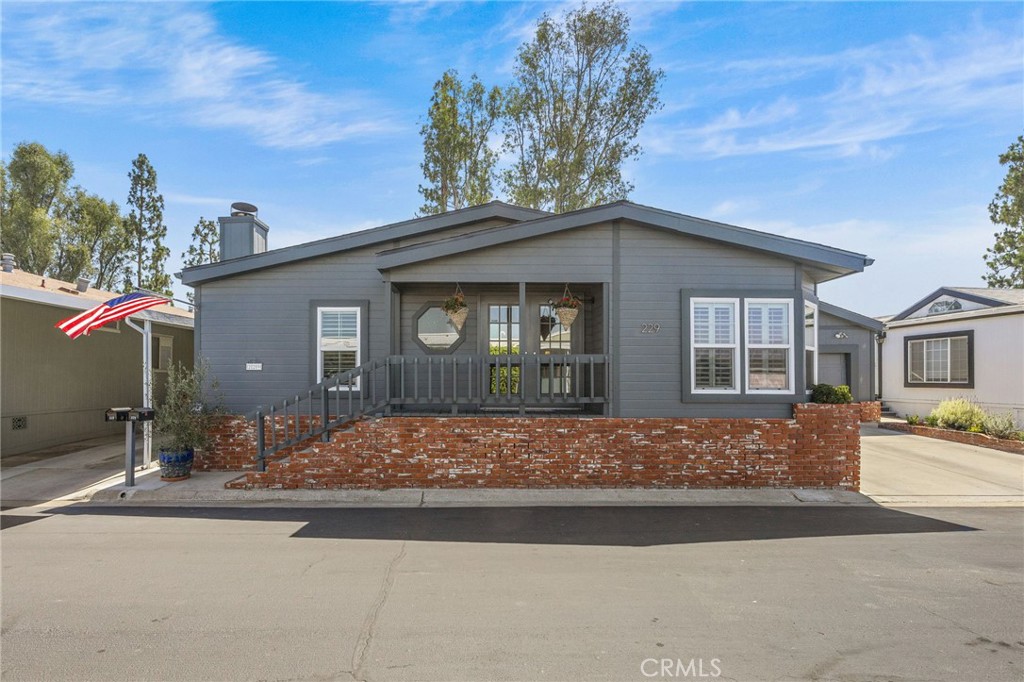 23301 Ridge Route Drive 229, Laguna Hills CA 92653 - photo 1