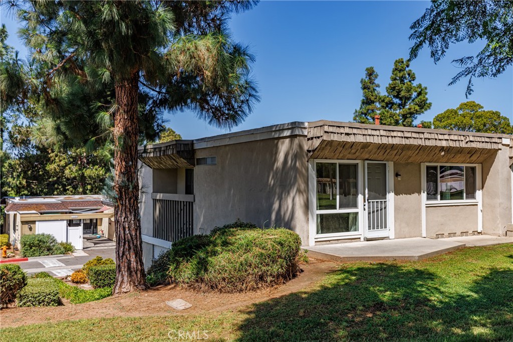 23306 Caminito Marcial 76, Laguna Hills CA 92653 - photo 28