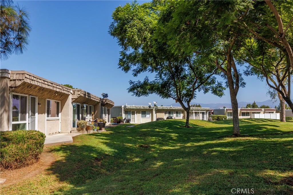 23306 Caminito Marcial 76, Laguna Hills CA 92653 - photo 29