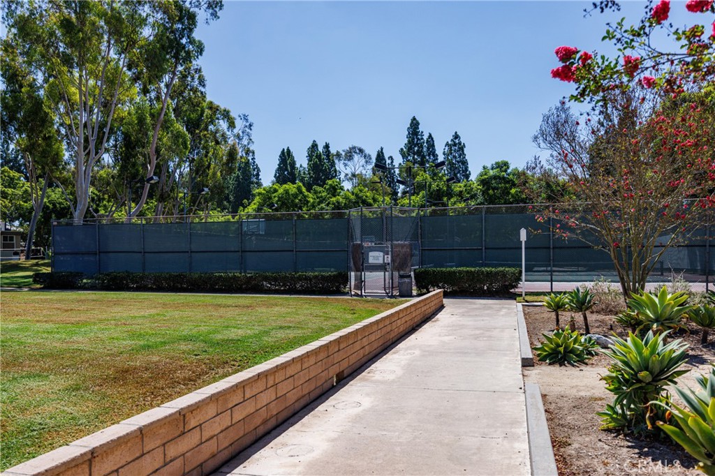 23306 Caminito Marcial 76, Laguna Hills CA 92653 - photo 37