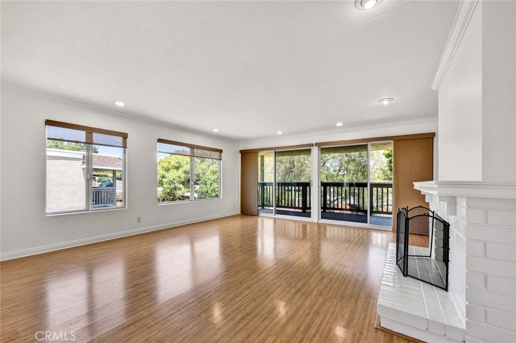 23432 Caminito Salado, Laguna Hills CA 92653 - photo 4