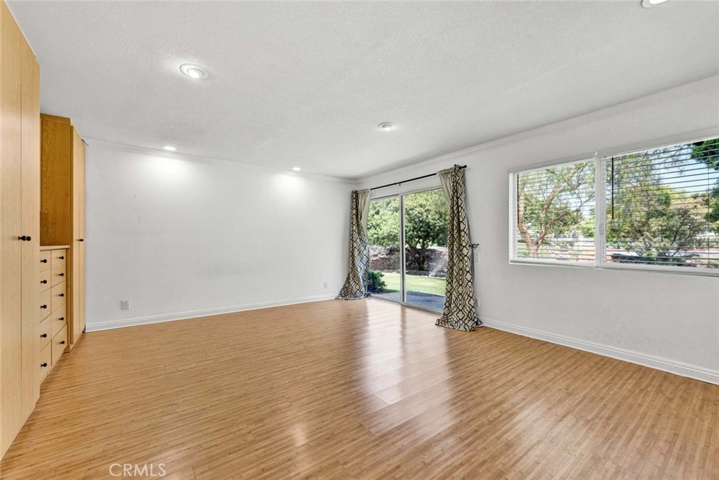 23432 Caminito Salado, Laguna Hills CA 92653 - photo 19