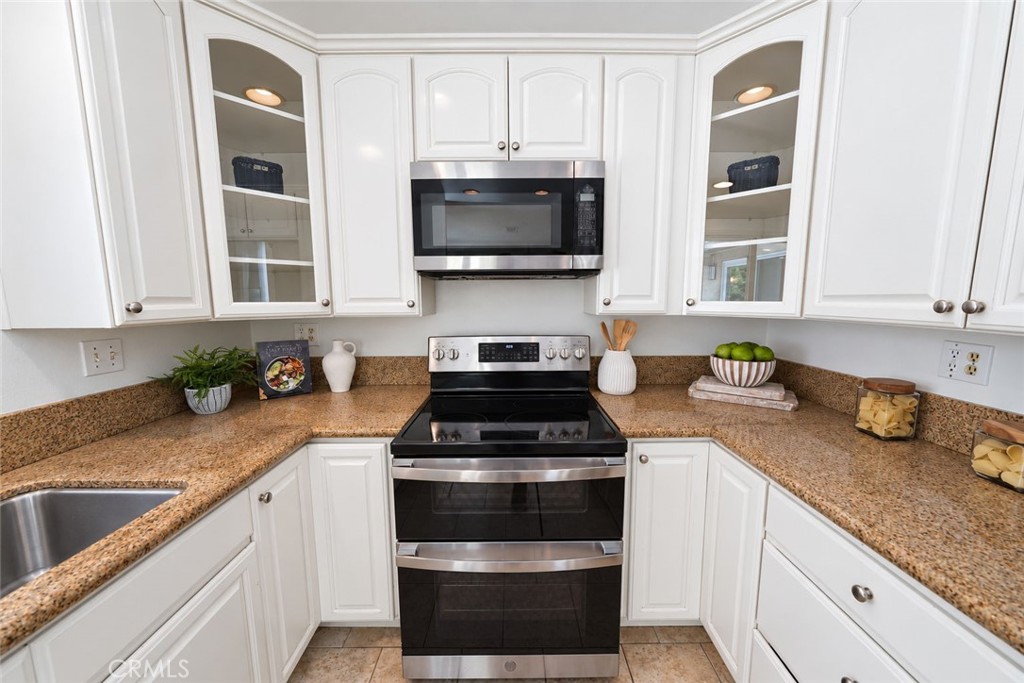 23522 Marsala, Laguna Hills CA 92653 - photo 17