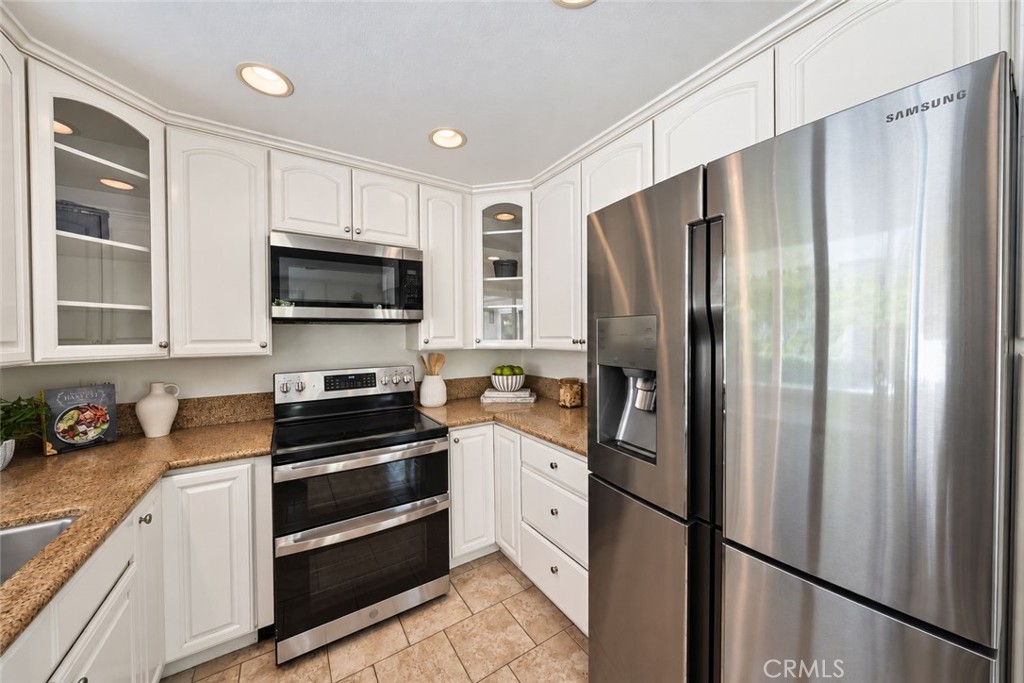 23522 Marsala, Laguna Hills CA 92653 - photo 18