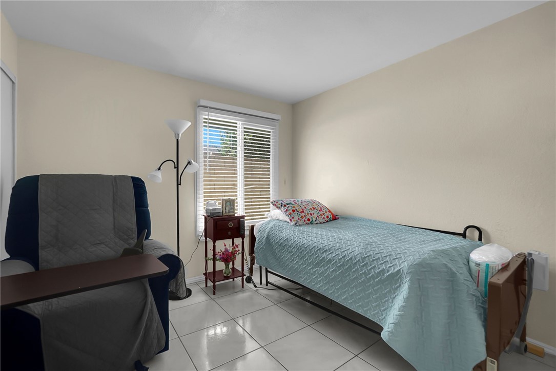 23636 Messina, Laguna Hills CA 92653 - photo 8