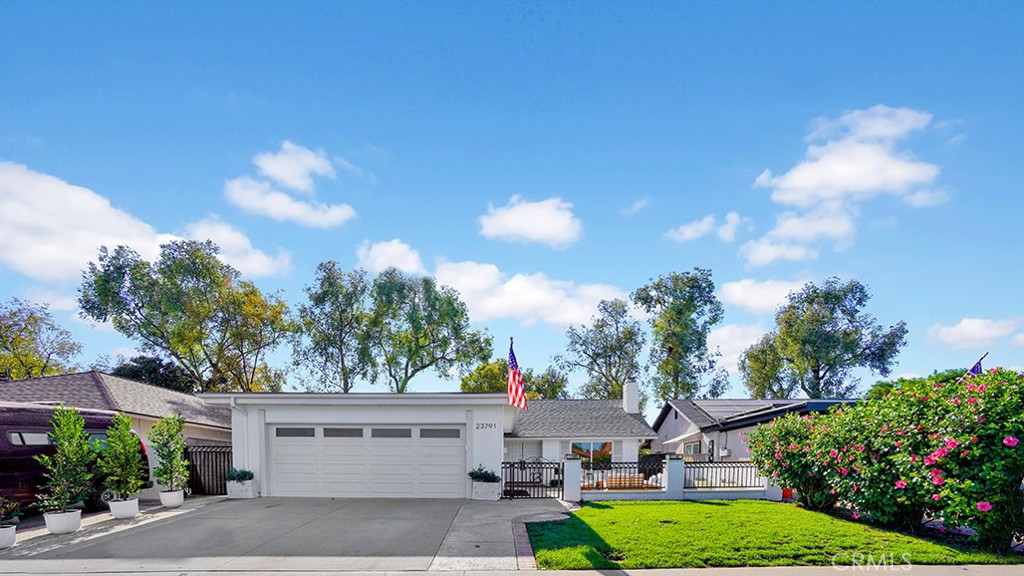 23791 Formello, Laguna Hills CA 92653 - photo 26