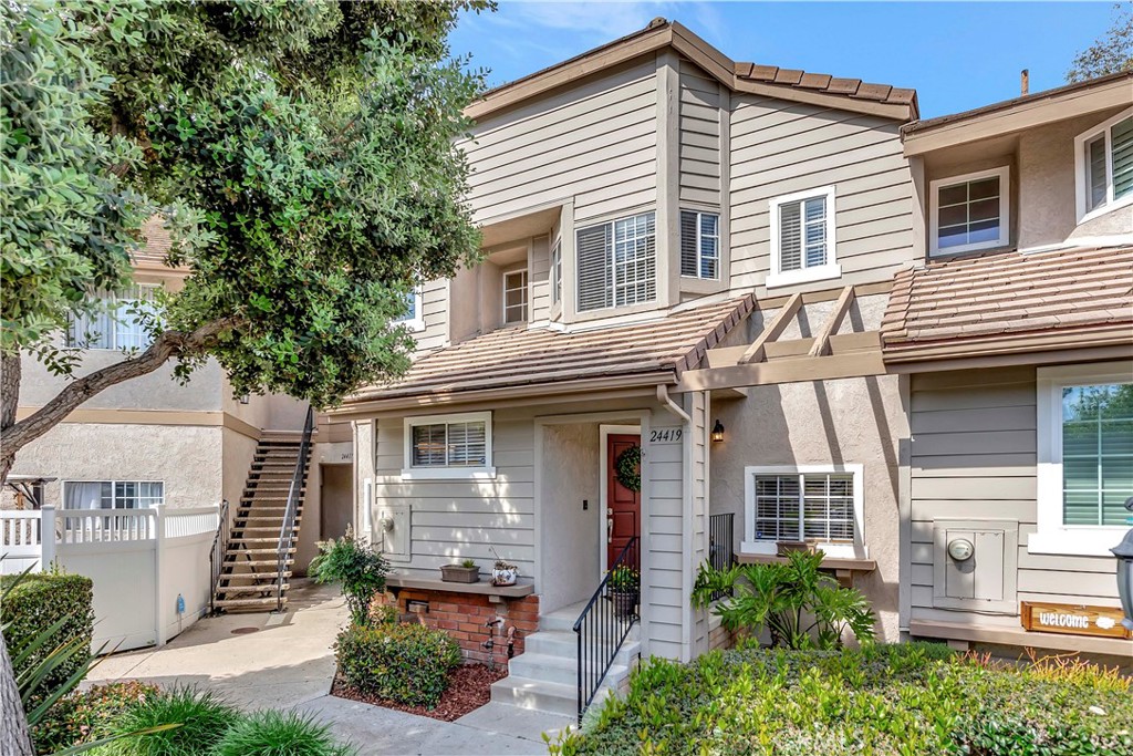 24419 Kingston Court, Laguna Hills CA 92653 - photo 1