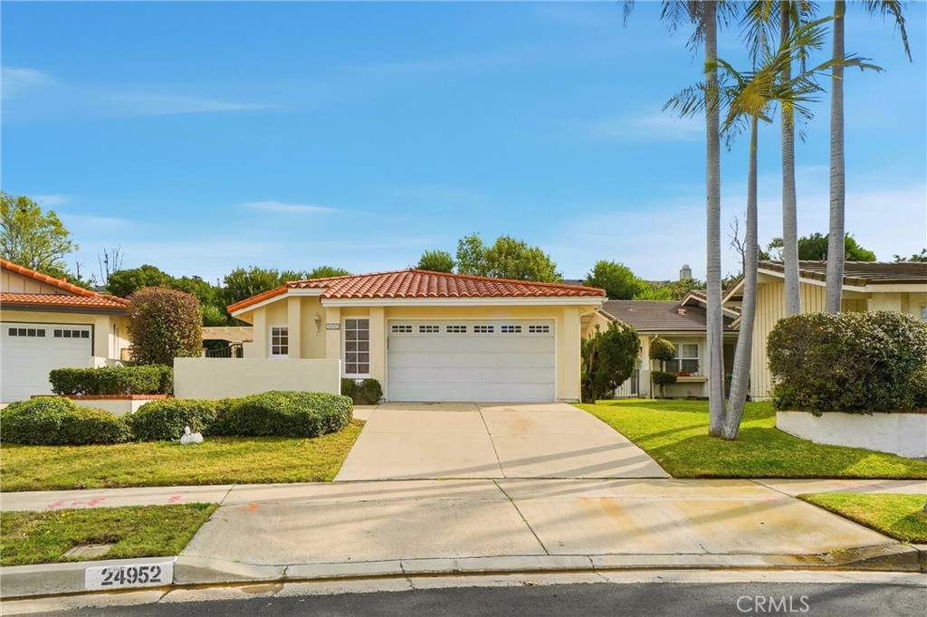 Welcome Home! - 24952 Sunset Place E, Laguna Hills CA 92653 - photo 1