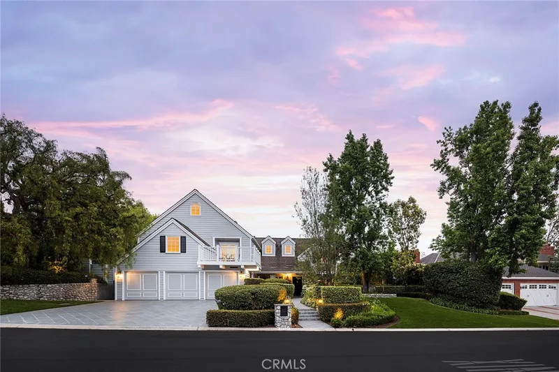 24992 Buckskin Drive, Laguna Hills, CA 92653