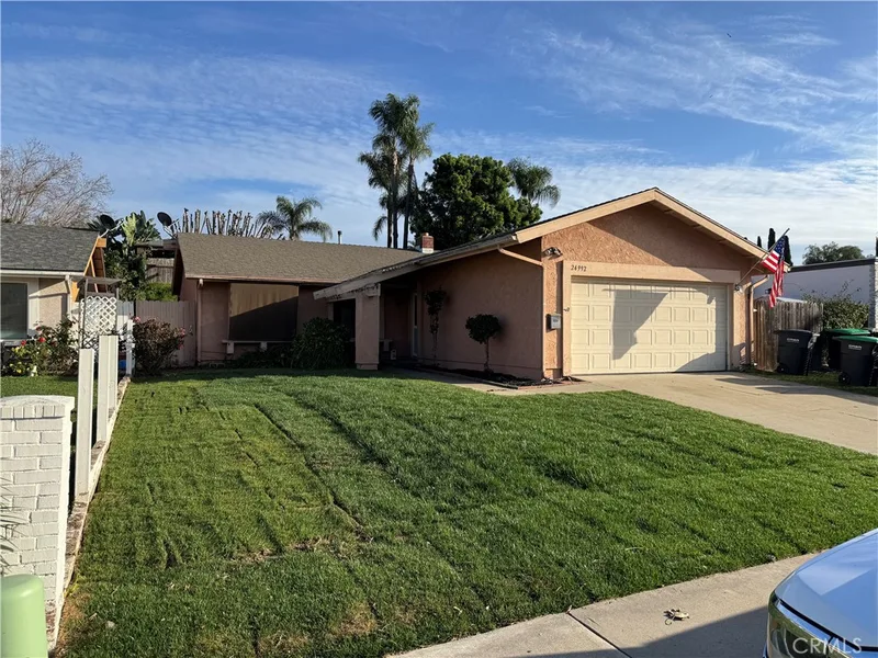 24992 Express, Laguna Hills, CA 92653