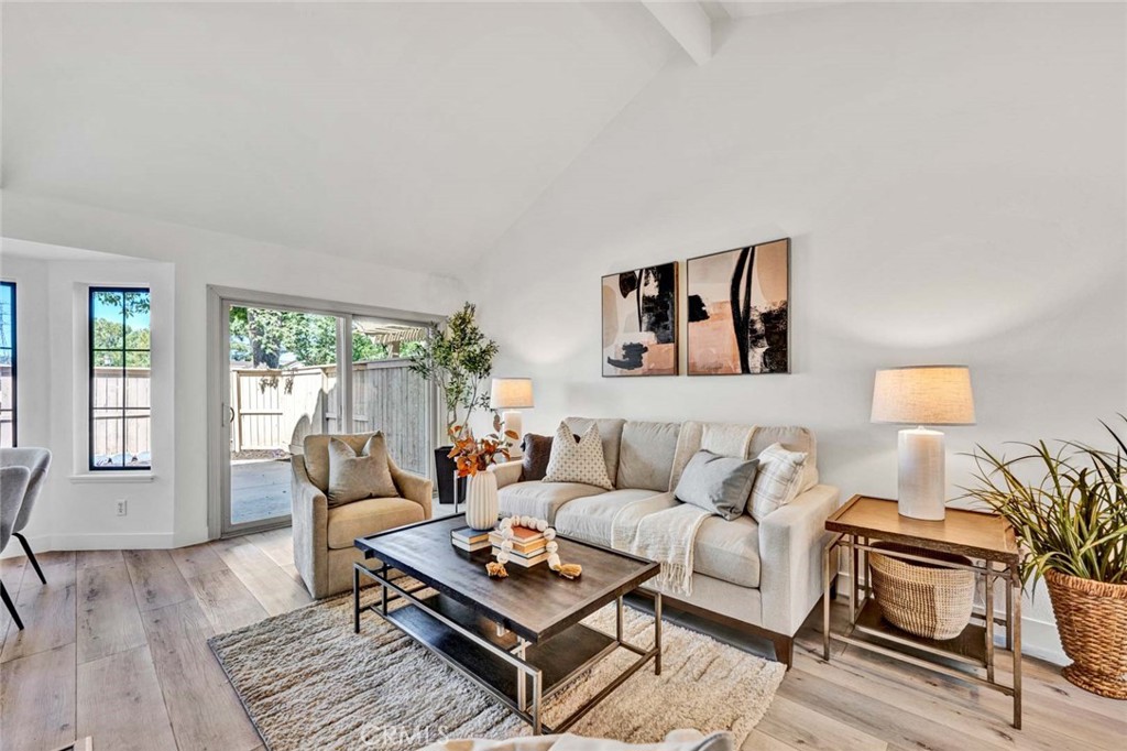 25 Clover Hill Lane 106, Laguna Hills CA 92653 - photo 4
