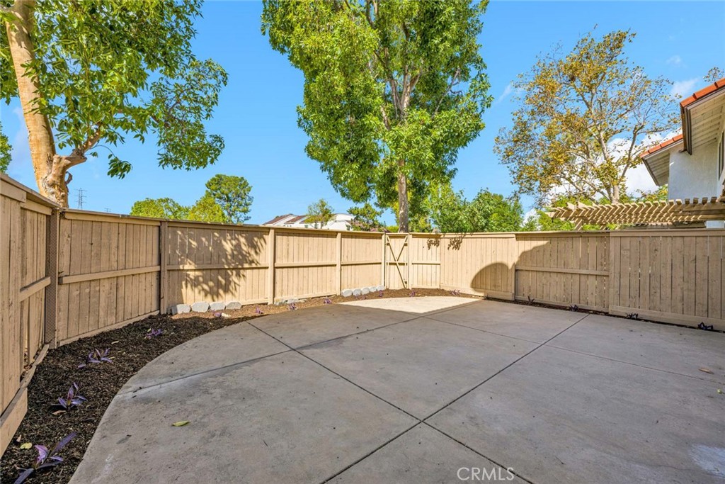25 Clover Hill Lane 106, Laguna Hills CA 92653 - photo 14