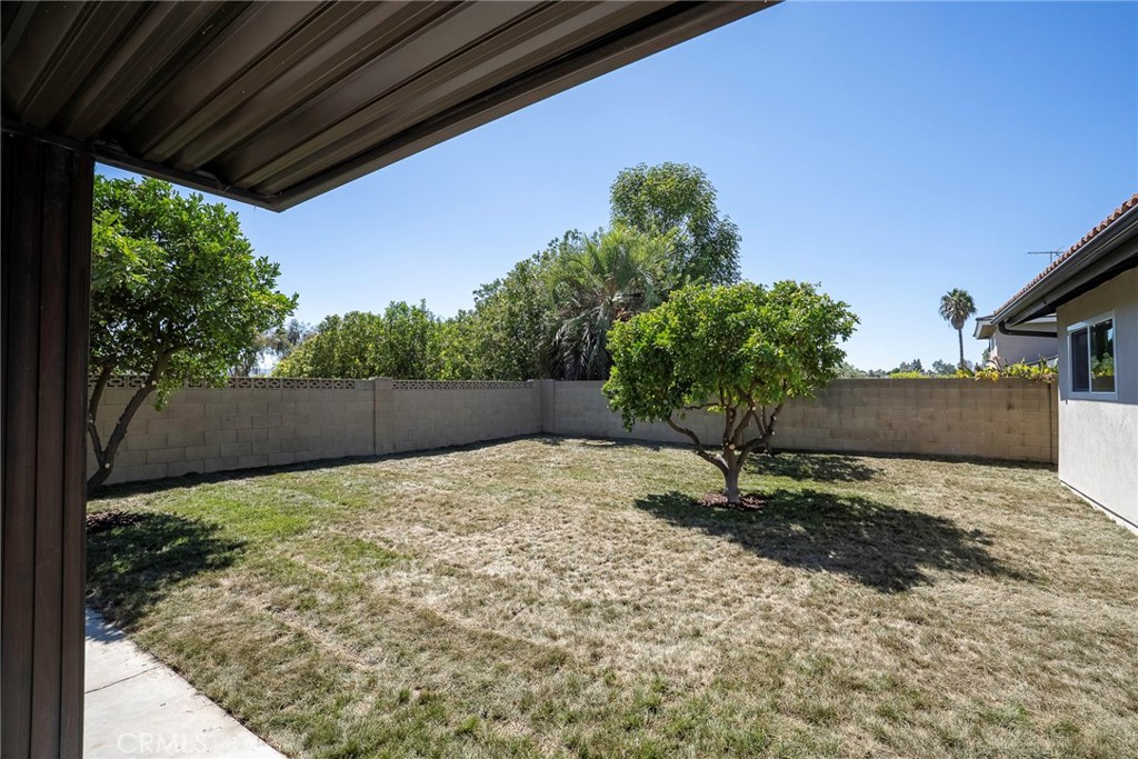 25112 Northrup Drive, Laguna Hills CA 92653 - photo 48