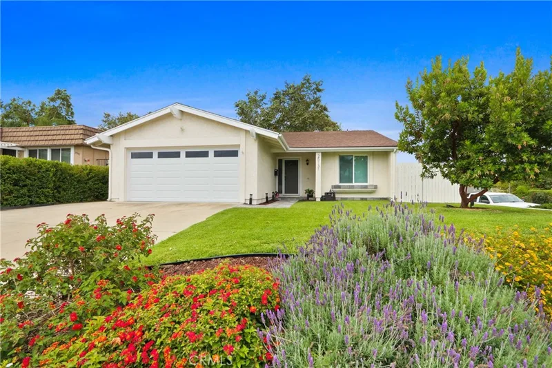 25131 Madeira, Laguna Hills, CA 92653