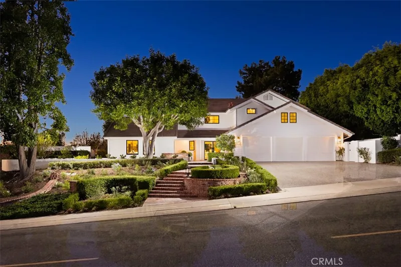 25181 Mustang Drive, Laguna Hills