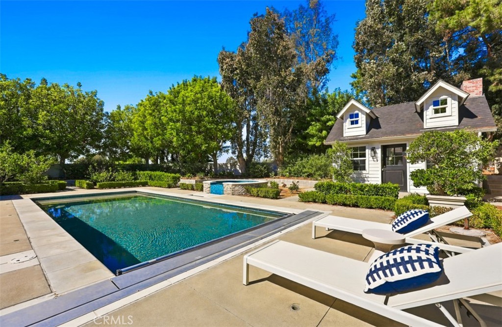 25181 Mustang Drive, Laguna Hills CA 92653 - photo 49