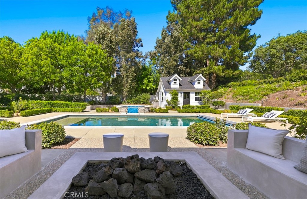25181 Mustang Drive, Laguna Hills CA 92653 - photo 50