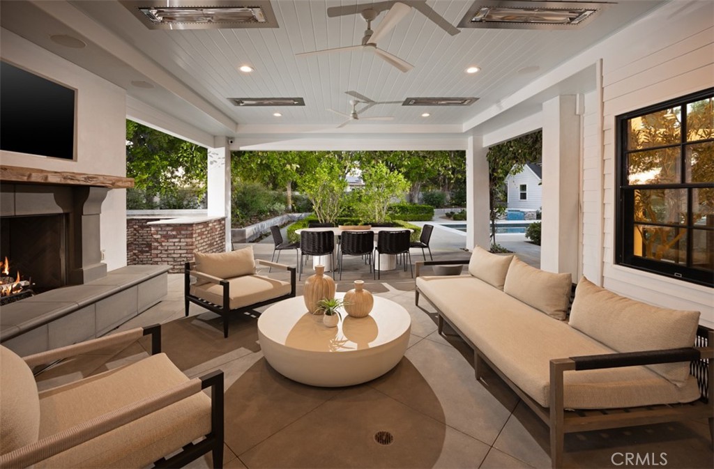 25181 Mustang Drive, Laguna Hills CA 92653 - photo 55