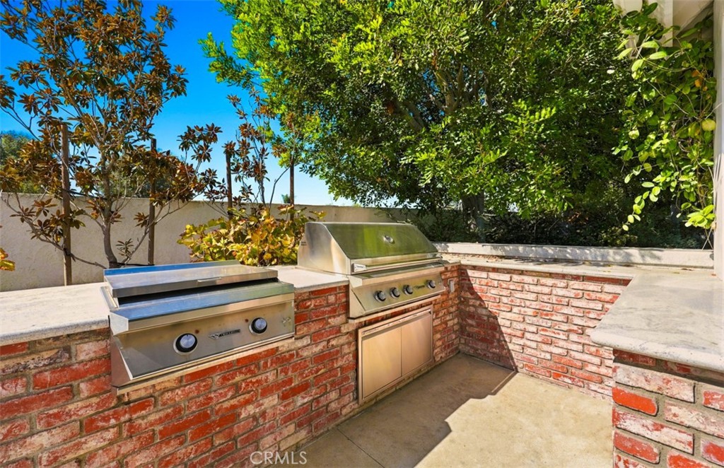 25181 Mustang Drive, Laguna Hills CA 92653 - photo 59
