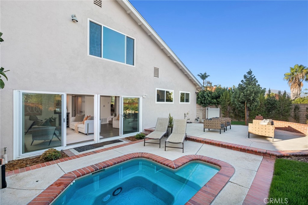 Complemented by newer pool pumps & a resurfaced jacuzzi - 25182 Stockport, Laguna Hills CA 92653 - photo 26