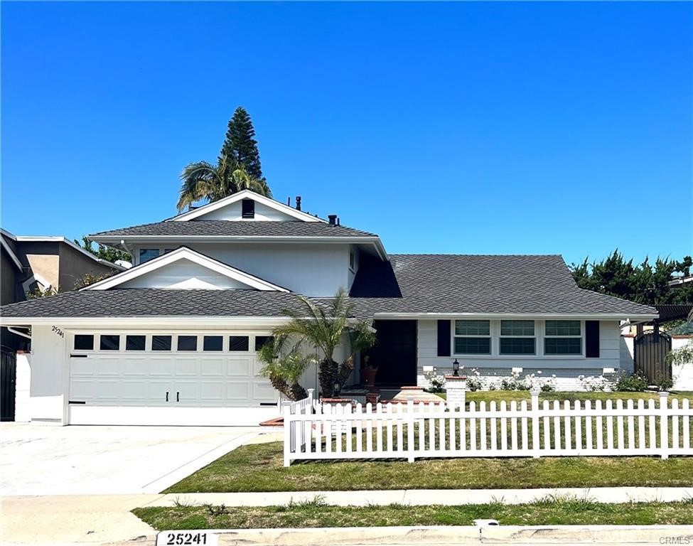 25241 Mawson, Laguna Hills CA 92653 - photo 1