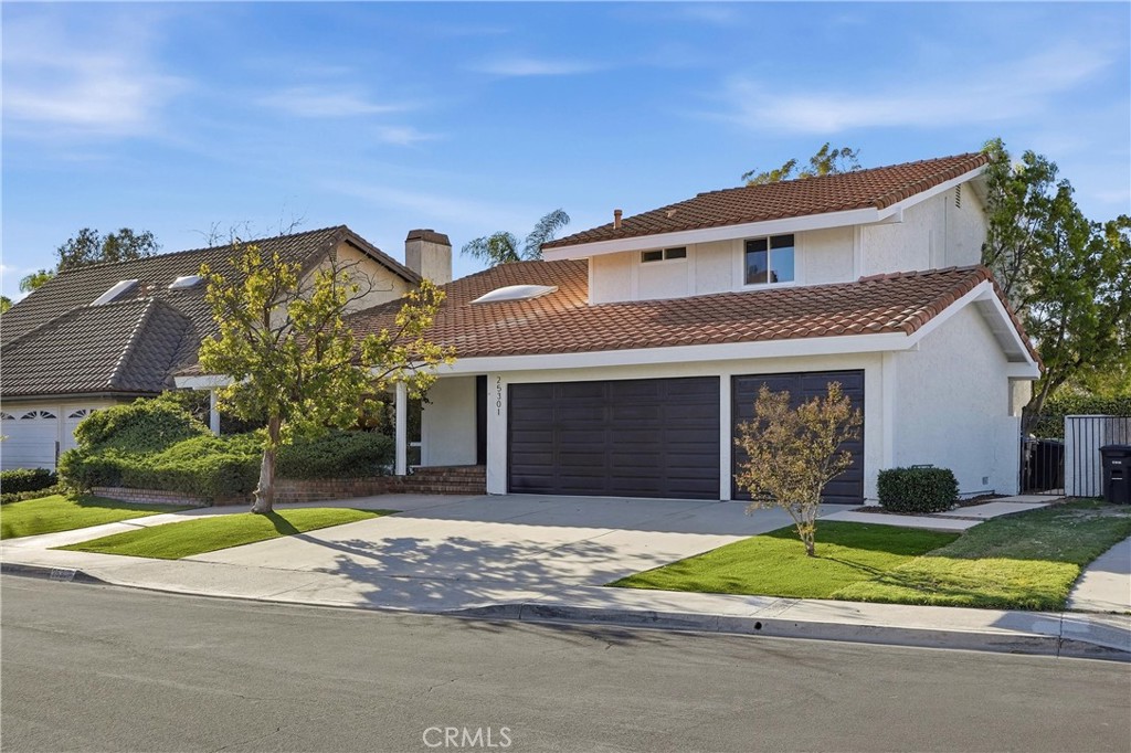 25301 Barents, Laguna Hills CA 92653 - photo 2