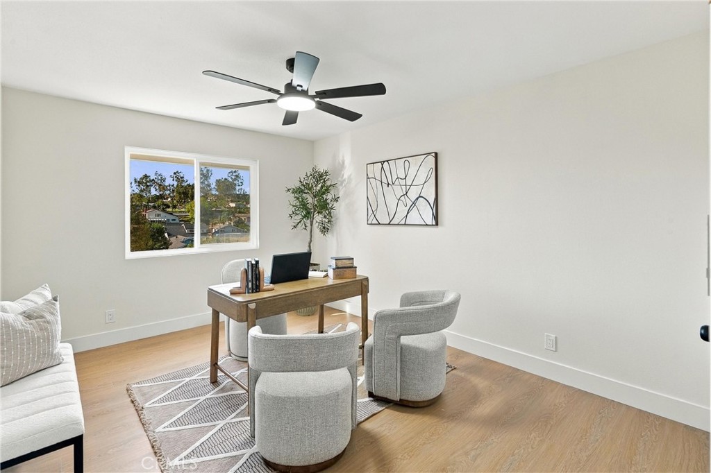 25301 Barents, Laguna Hills CA 92653 - photo 32