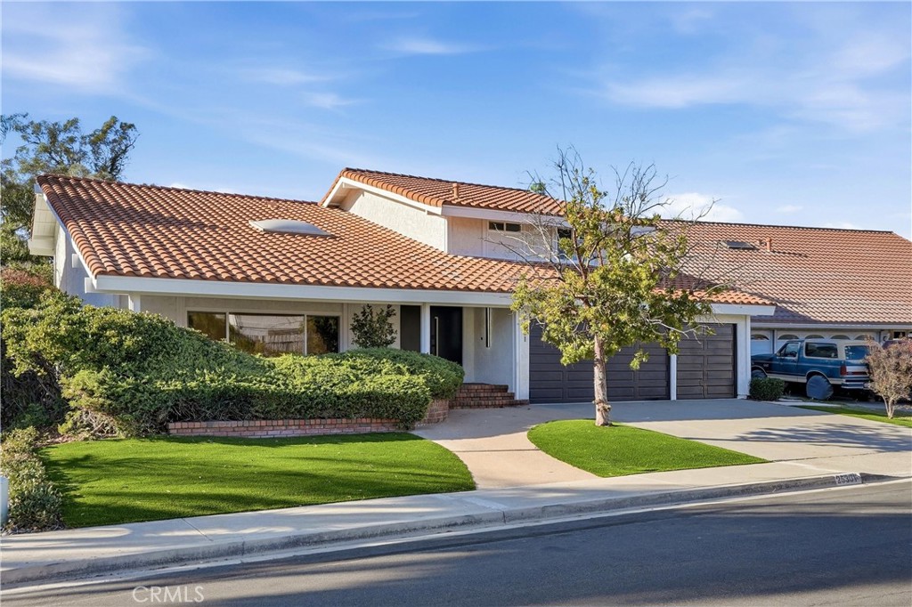 25301 Barents, Laguna Hills CA 92653 - photo 38