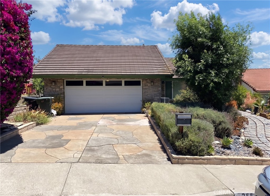 25522 Mackenzie Street, Laguna Hills CA 92653 - photo 1