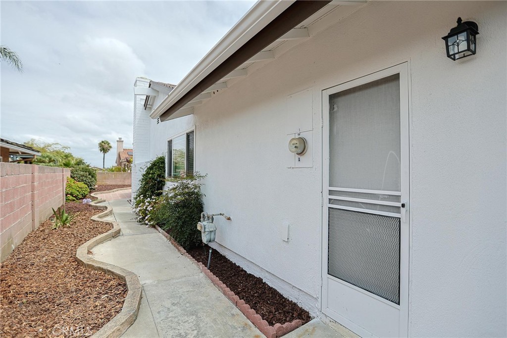 25532 Charlemagne, Laguna Hills CA 92653 - photo 20