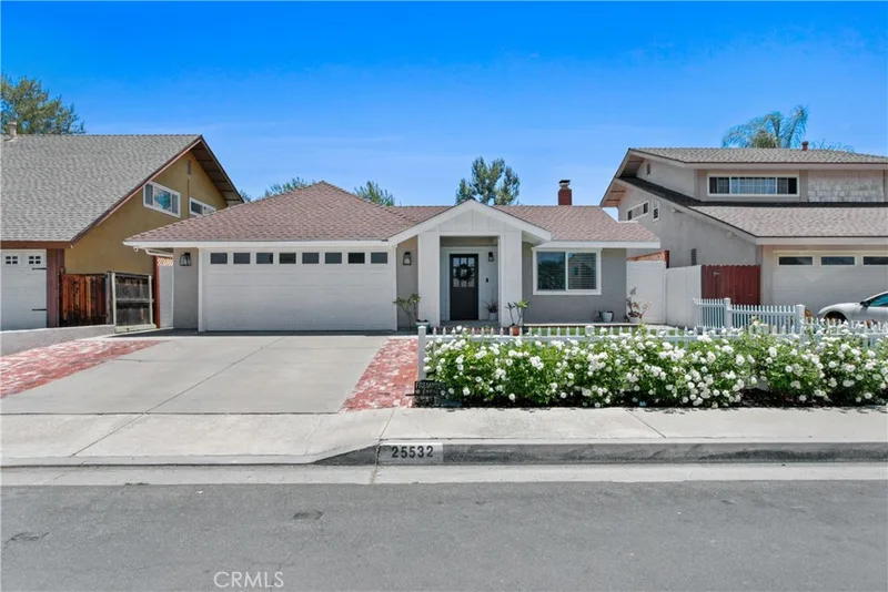 25532 Oak Leaf, Laguna Hills, CA 92653