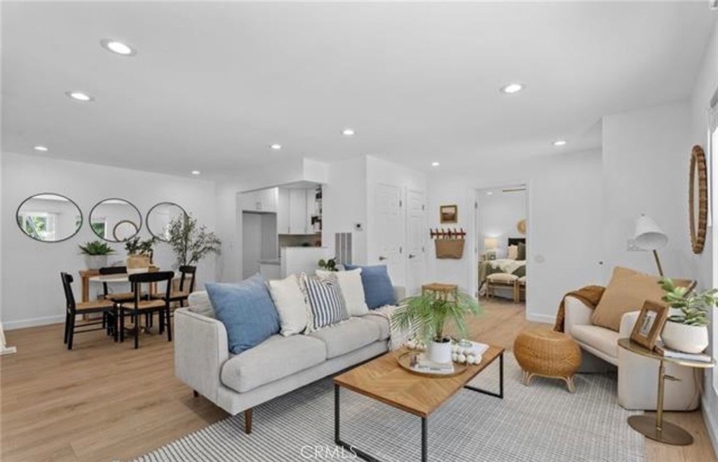 25786 Via Lomas 83, Laguna Hills CA 92653 - photo 1