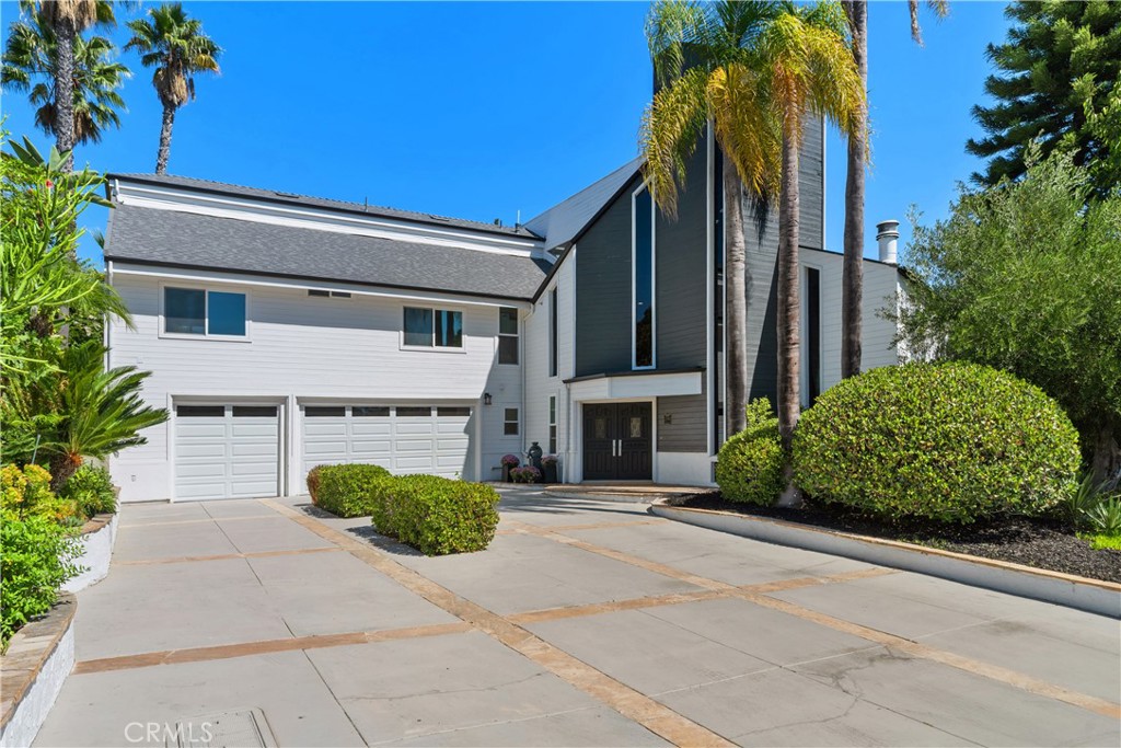 25901 Nellie Gail, Laguna Hills CA 92653 - photo 2