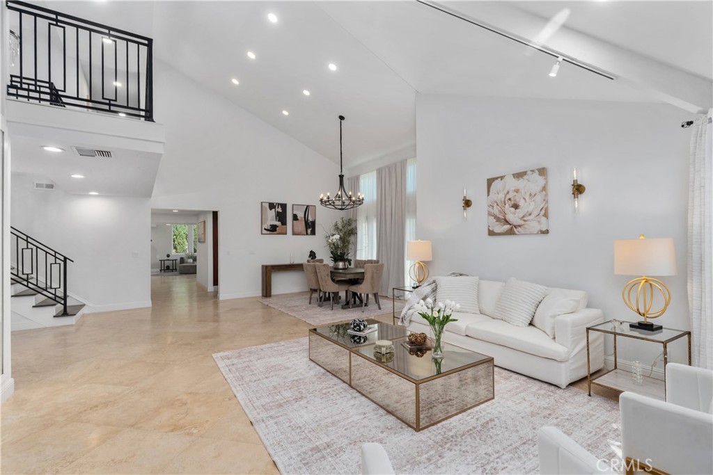 25901 Nellie Gail, Laguna Hills CA 92653 - photo 3