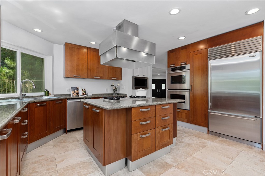25901 Nellie Gail, Laguna Hills CA 92653 - photo 14