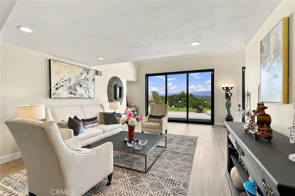 25901 Prairestone Drive, Laguna Hills CA 92653 - photo 3