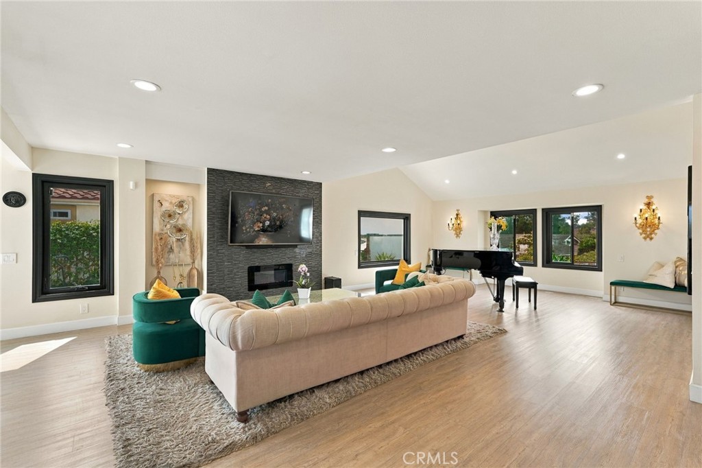 25901 Prairestone Drive, Laguna Hills CA 92653 - photo 15