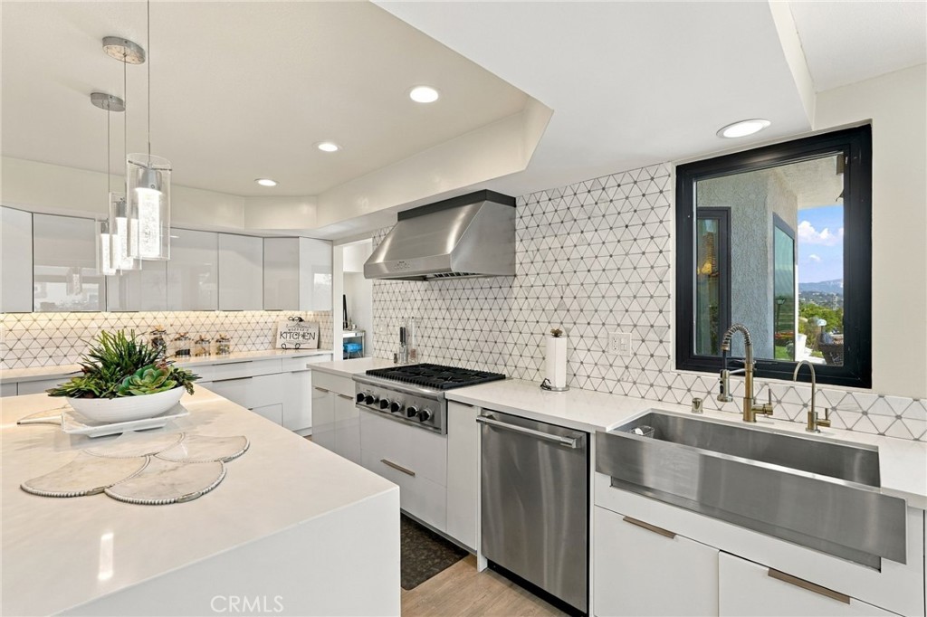 25901 Prairestone Drive, Laguna Hills CA 92653 - photo 24