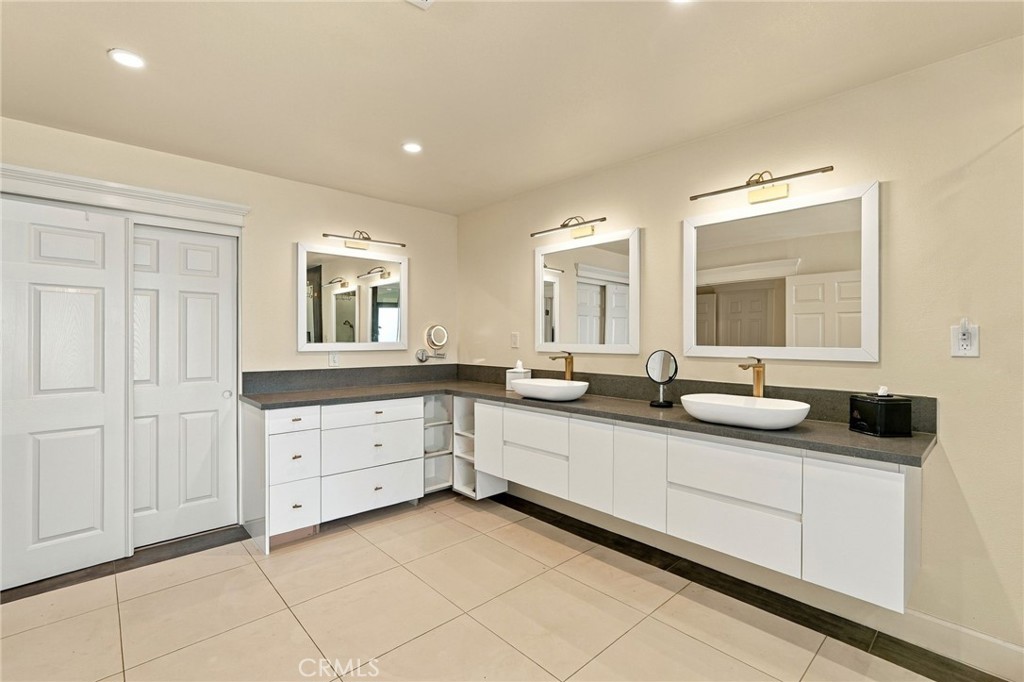 25901 Prairestone Drive, Laguna Hills CA 92653 - photo 37