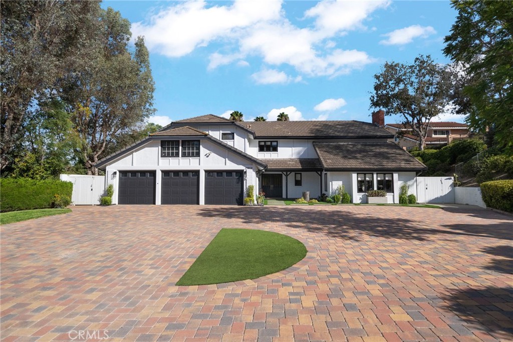 25902 Hitching Rail, Laguna Hills CA 92653 - photo 2