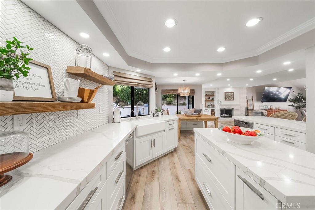 25902 Hitching Rail, Laguna Hills CA 92653 - photo 12