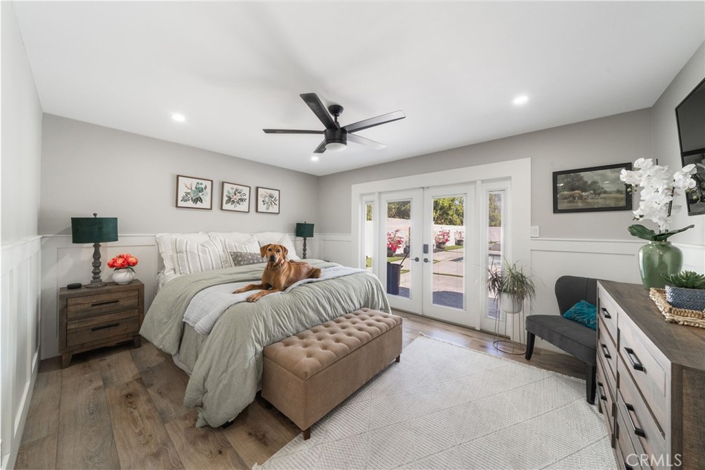 Main floor bedroom - 25902 Hitching Rail, Laguna Hills CA 92653 - photo 18