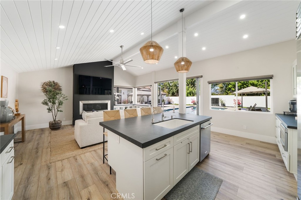 25902 Hitching Rail, Laguna Hills CA 92653 - photo 47