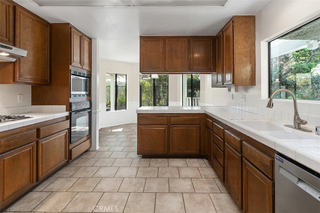 25966 Terra Bella, Laguna Hills CA 92653 - photo 13