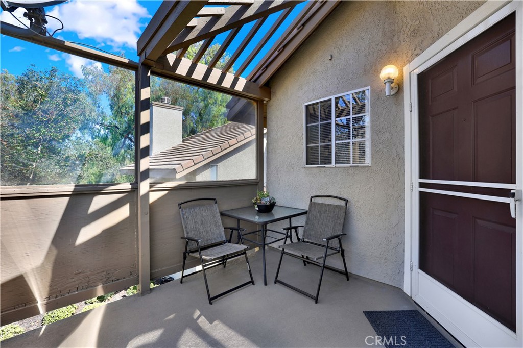 26075 Saratoga Avenue 129, Laguna Hills CA 92653 - photo 2