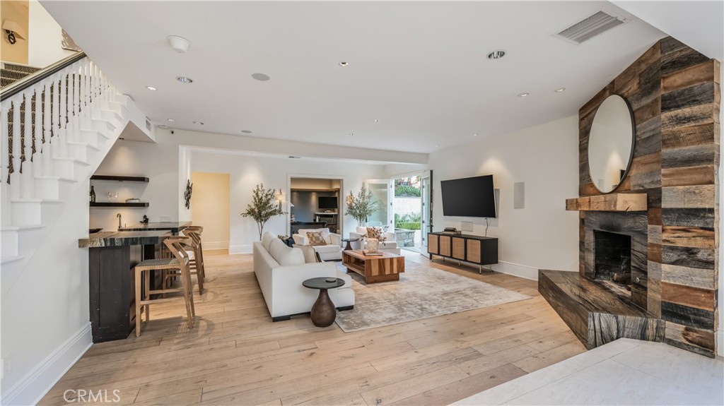 26192 Mount Diablo Road, Laguna Hills CA 92653 - photo 16