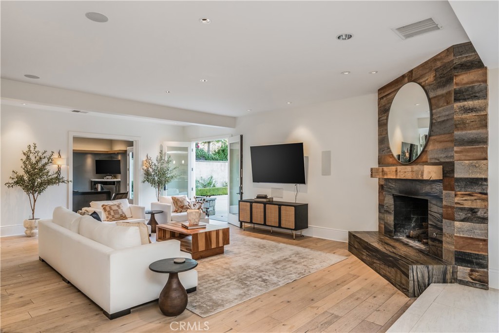 26192 Mount Diablo Road, Laguna Hills CA 92653 - photo 20