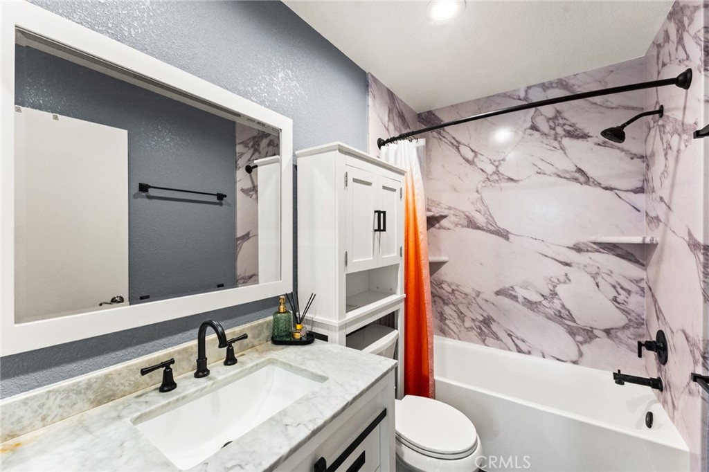 26282 Hanover, Laguna Hills CA 92653 - photo 12