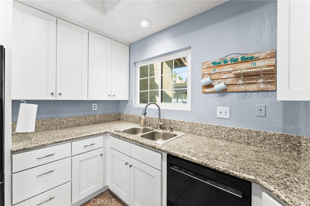 26282 Hanover, Laguna Hills CA 92653 - photo 22