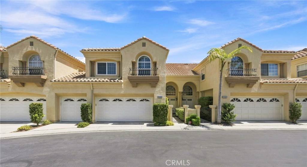 26382 Modena, Laguna Hills CA 92653 - photo 1